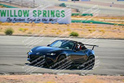 media/Oct-18-2025-Extreme Speed (Sat) [[d6d7e1fef1]]/Group 3 Purple/Session 2 (Turn 3)/